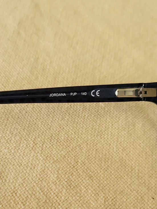 Kate Spade Reading Glasses - Picture 6 of 11